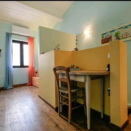 Daire Granny's Little House *